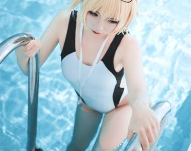 面饼仙儿 泳装写真 壁纸10图