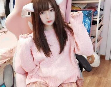 古川kagura粉毛衣壁纸